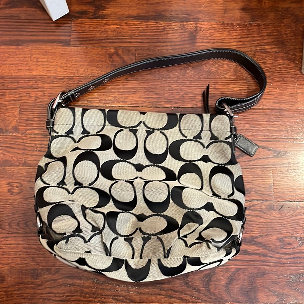 Coach shoulder bag